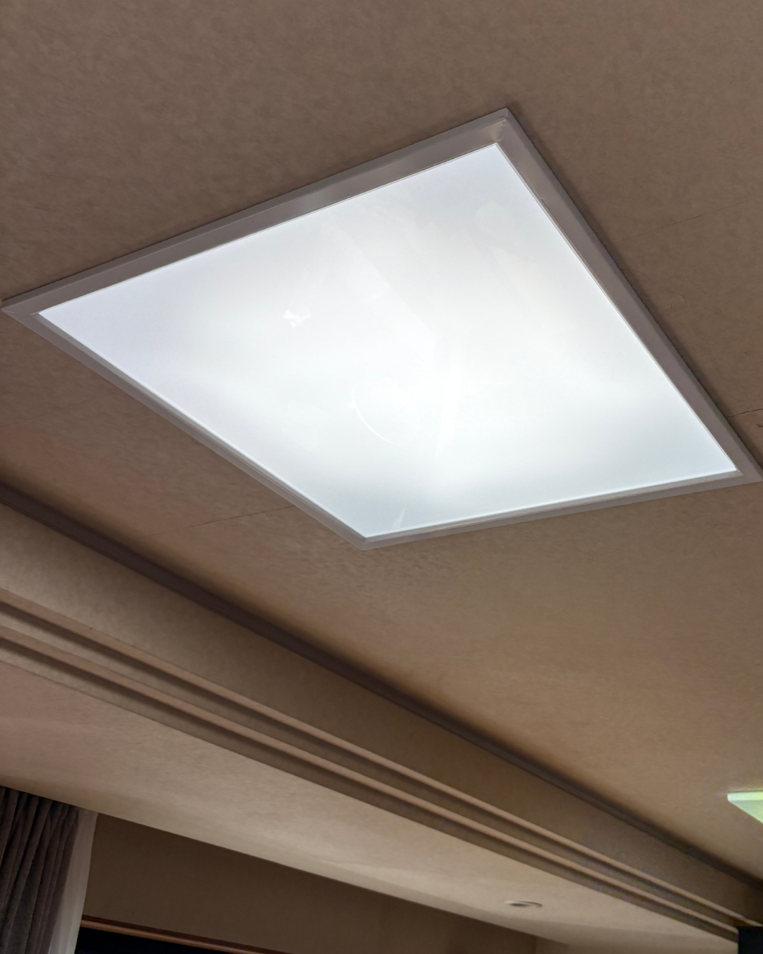 埋込照明をLEDへ交換する電気工事の施工事例 ライフサワダ 金沢市